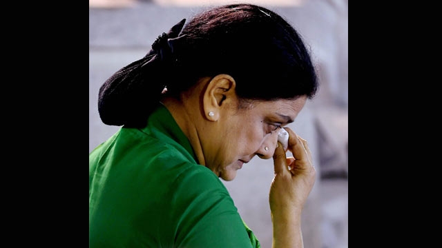 Supreme Court Rejects Sasikala’s Plea In DA Case. Supreme Court Rejects Sasikala's Plea